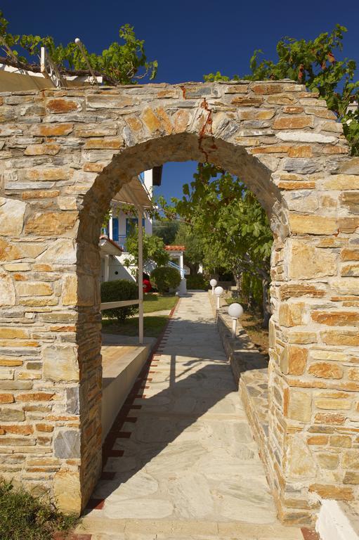 Acrotel Athena Villa Elia Nikitis Exterior foto