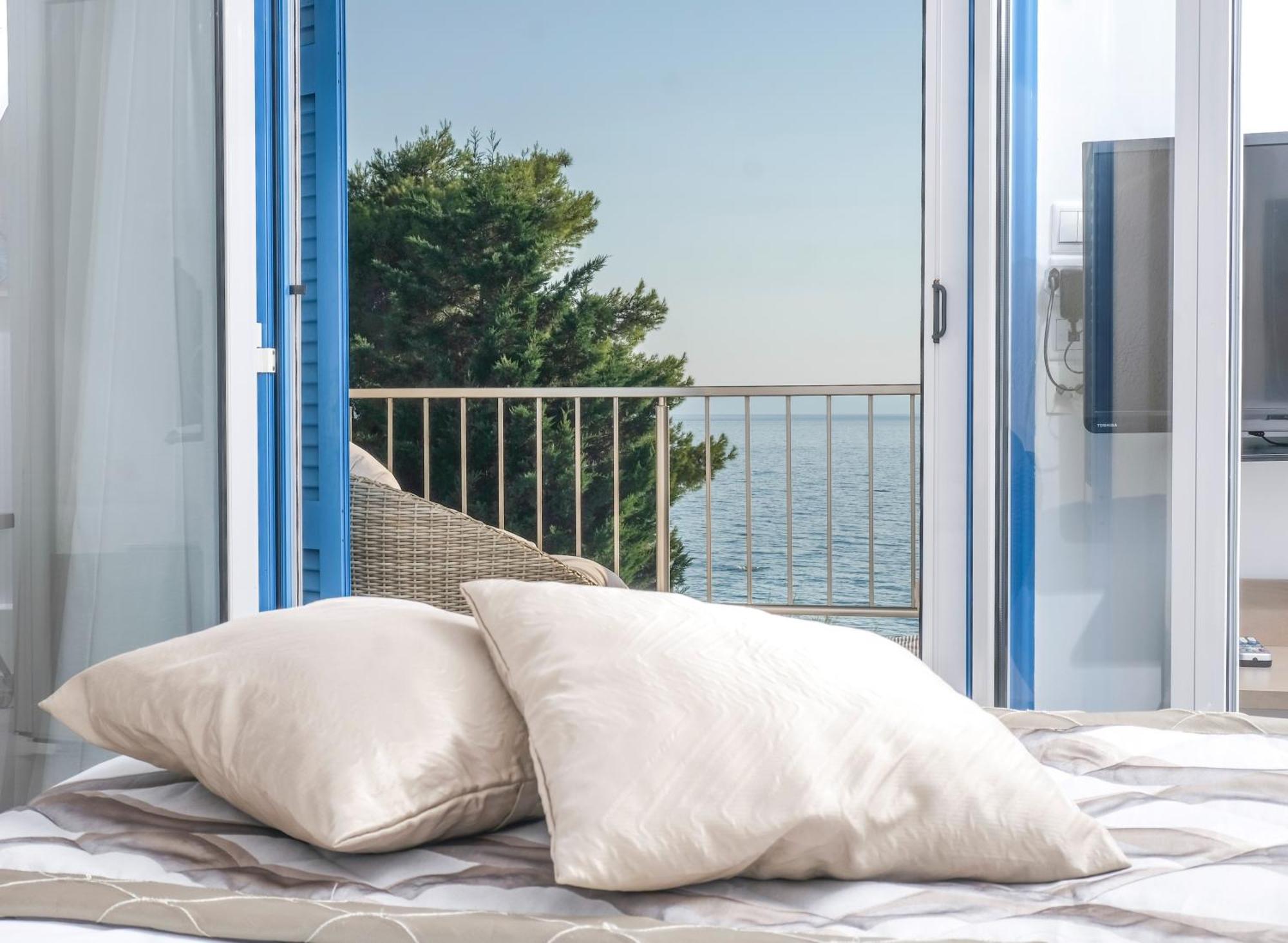 Acrotel Athena Villa Elia Nikitis Exterior foto
